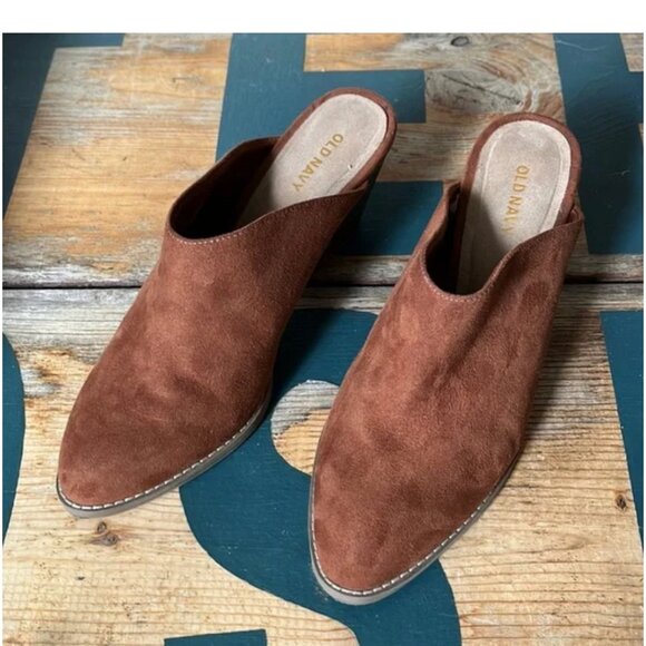 2 PAIRS of Old Navy Faux Suede Mules - 1 Black and 1 Brown - SZ: 8 - EUC - Picture 6 of 9